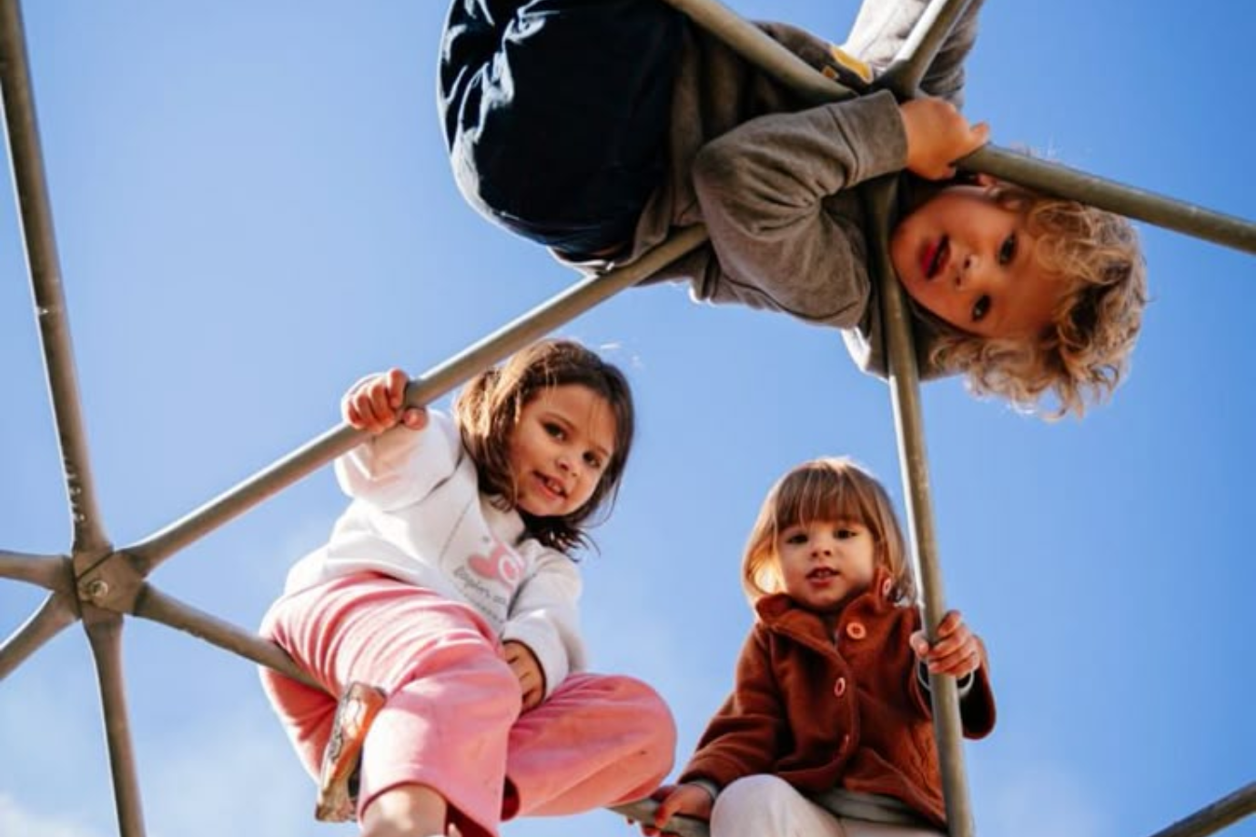 Kışın Dışarıda Güvenli ve Sağlıklı Oynama Yöntemleri