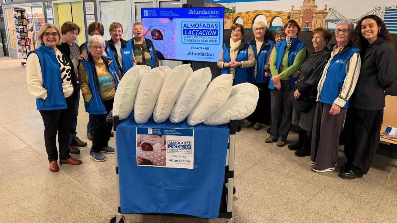Ourense'deki Hastanede Yatan Anneler İçin Dayanışma Emzirme Yastıkları
