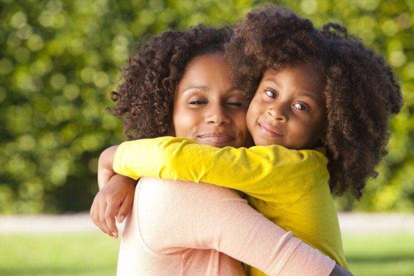 Tek Ebeveynlerde Stres: Nasıl Azaltılır ve Denge İçinde Yetiştirilir